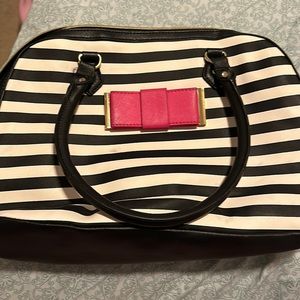 Betsey Johnson Purse Used good condition 13.5x9.5